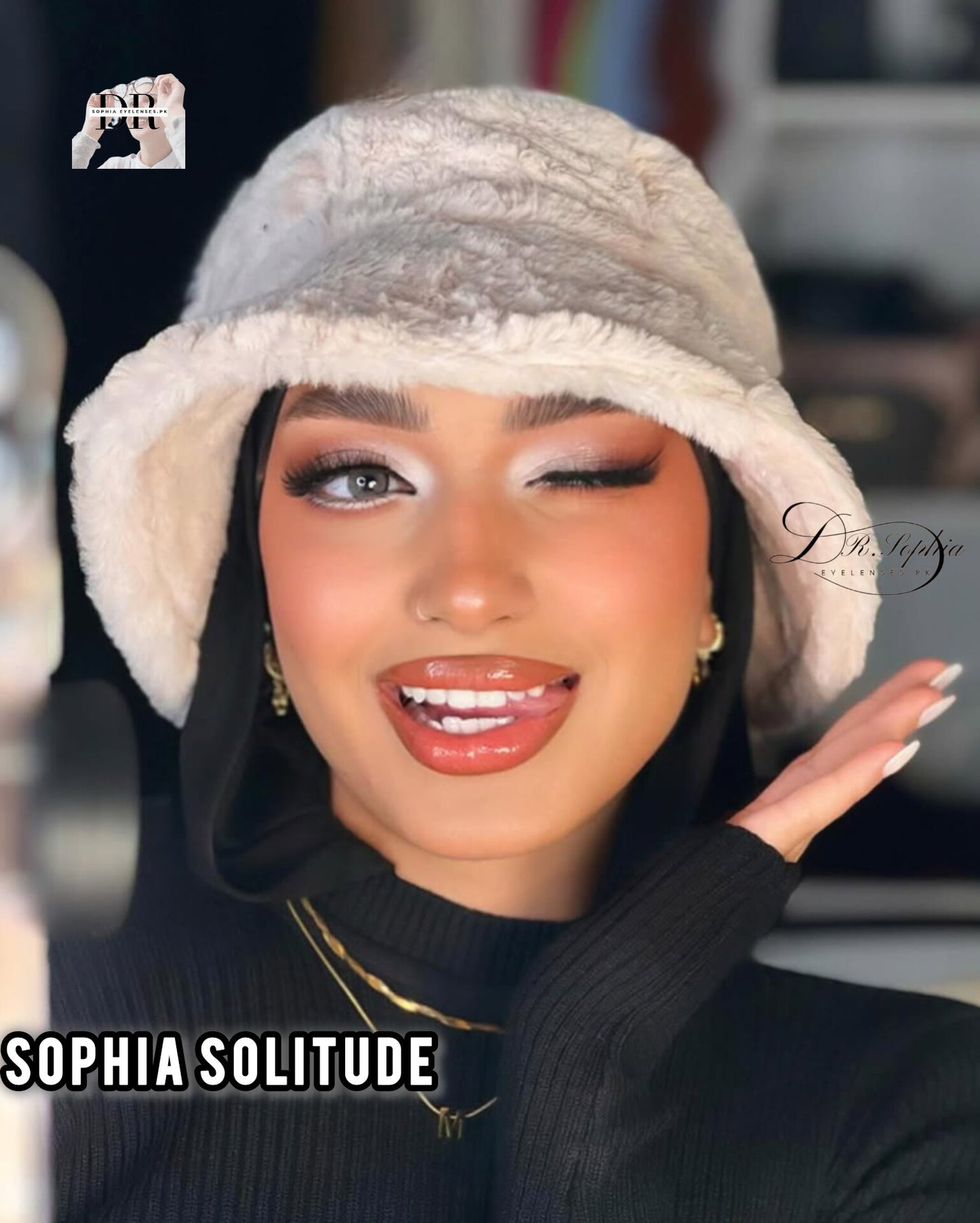 SOPHIA SOLITUDE